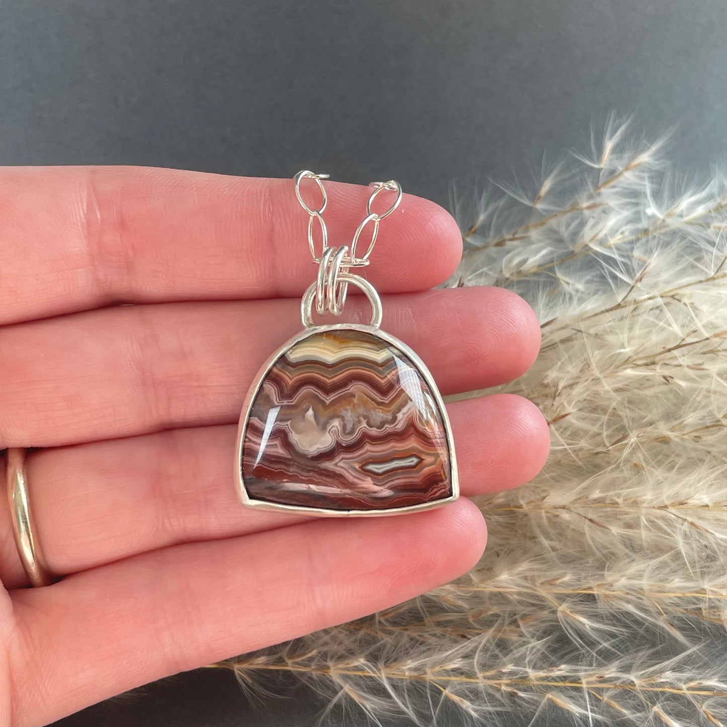 Laguna Lace Arch Pendant